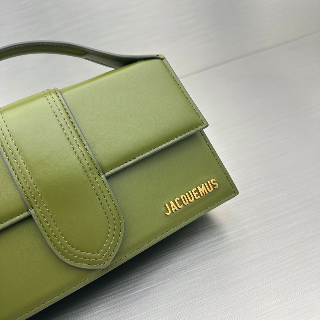 Jacquemus Satchel Bags